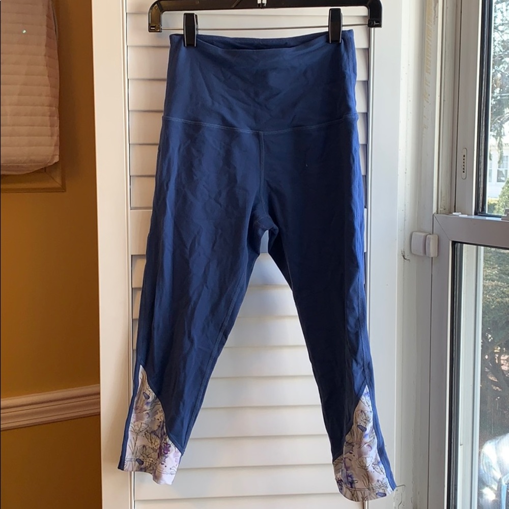 Amari capris